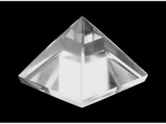 pyramida-kristal